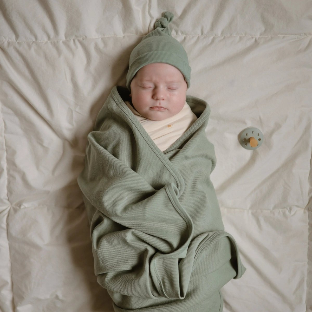 Mushie Frigg Moon Natural Rubber Pacifier 2 Pack - Everetts Place Boutique - 