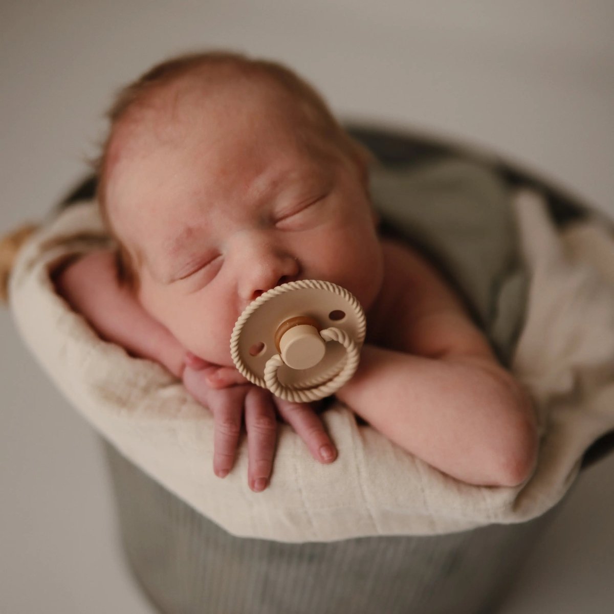 Mushie Frigg Rope Natural Rubber Pacifier 2 Pack - 