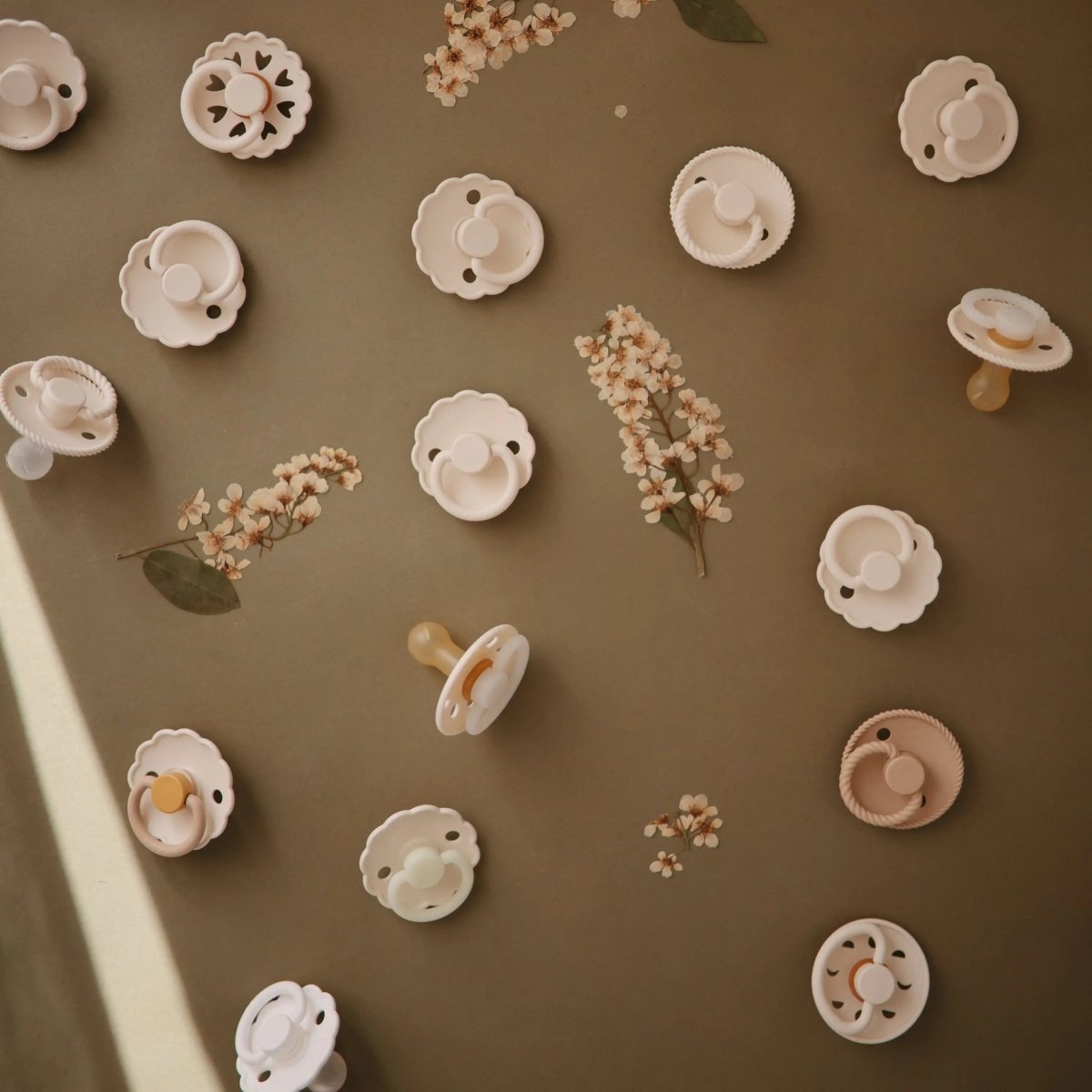 Mushie Frigg Rope Natural Rubber Pacifier 2 Pack - 