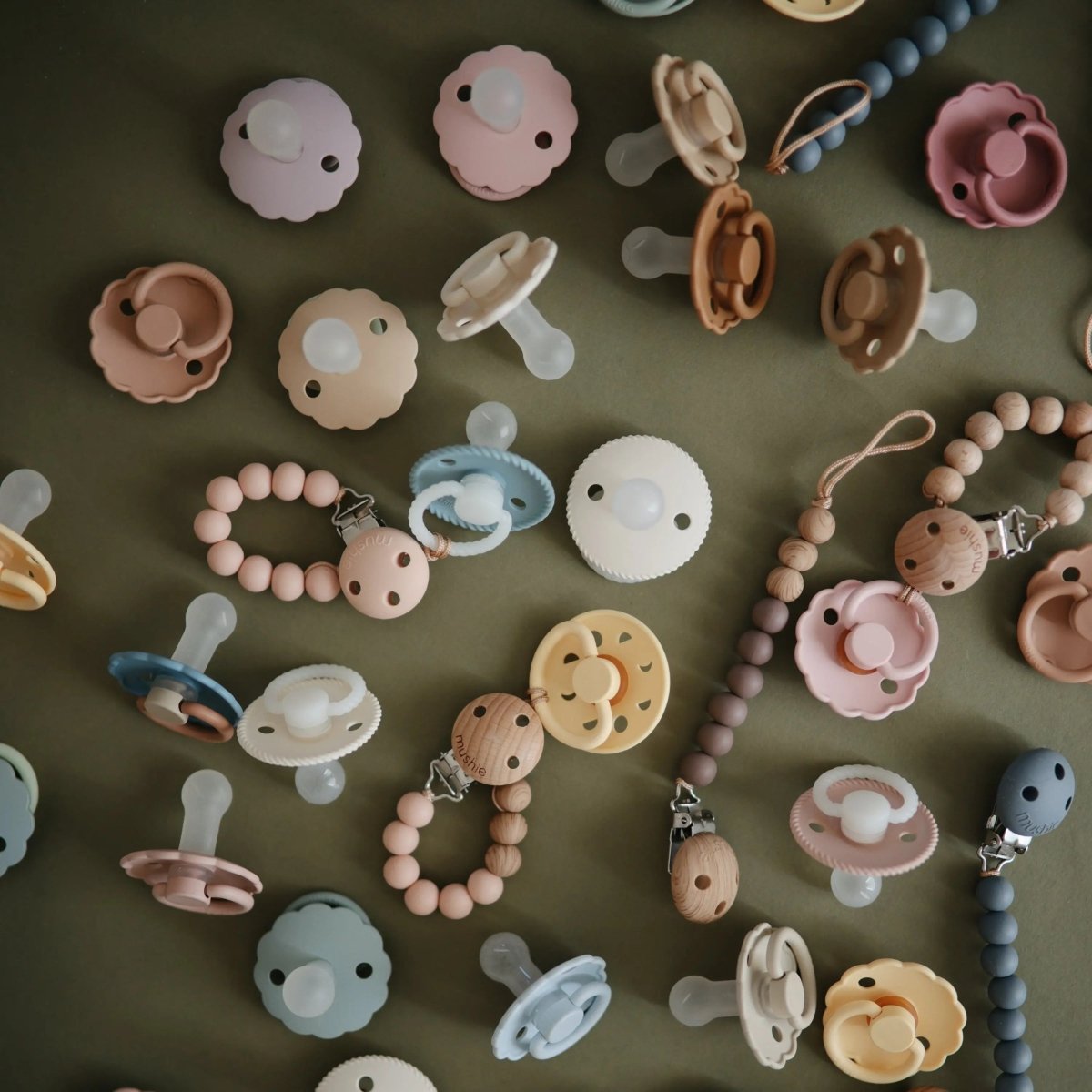 Mushie Frigg Rope Silicone Pacifier 2 Pack with SilkySoft Nipple and Click Lock System - 