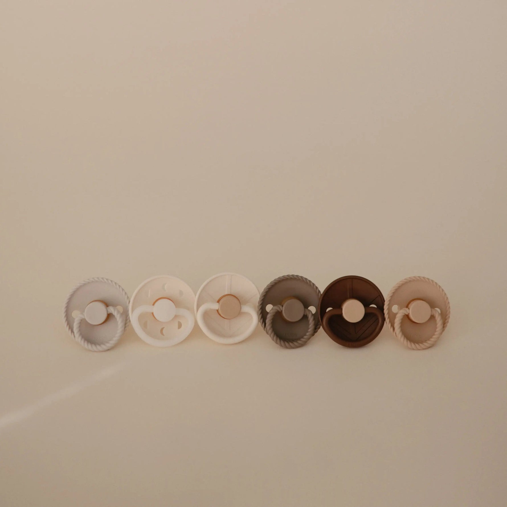 Mushie FRIGG Silicone Pacifier 6 - Pack - 