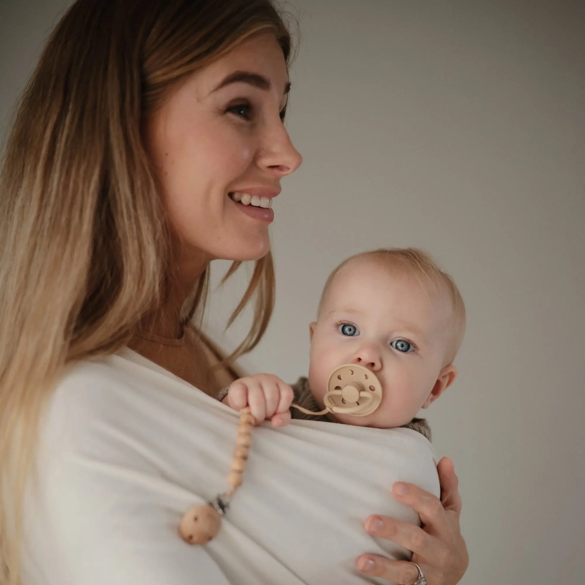 Frigg Moon Natural Rubber Pacifier 2 Pack Mushie