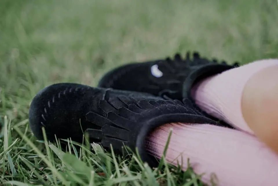 Little Love Bug Co. Genuine Leather The Cozy Boot with Warm Lining for Growing Children - 