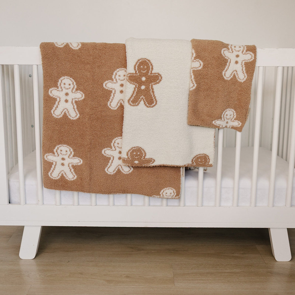 Mebie Baby Gingerbread Plush Blanket - 