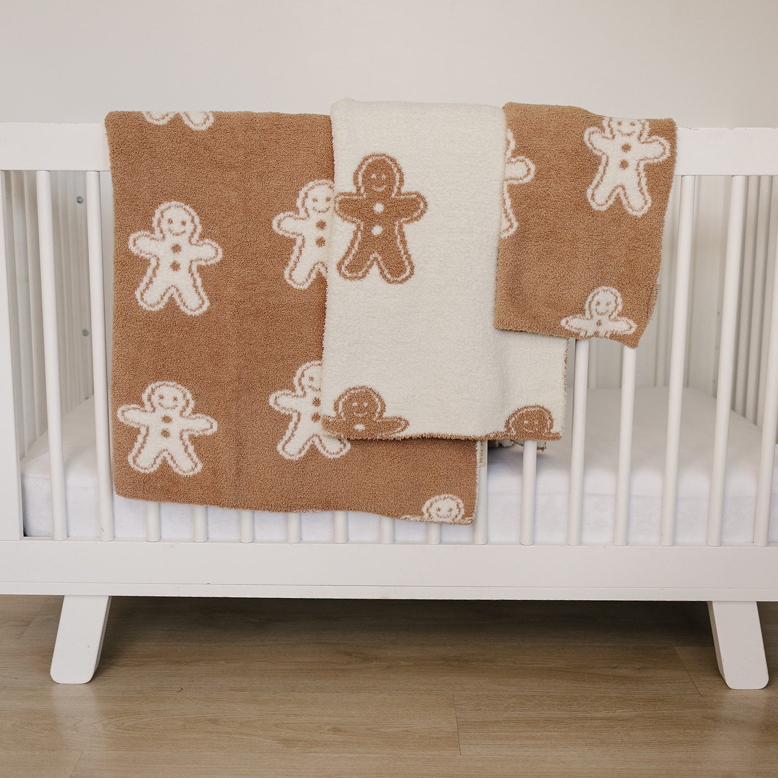 Mebie Baby Gingerbread Plush Blanket - 