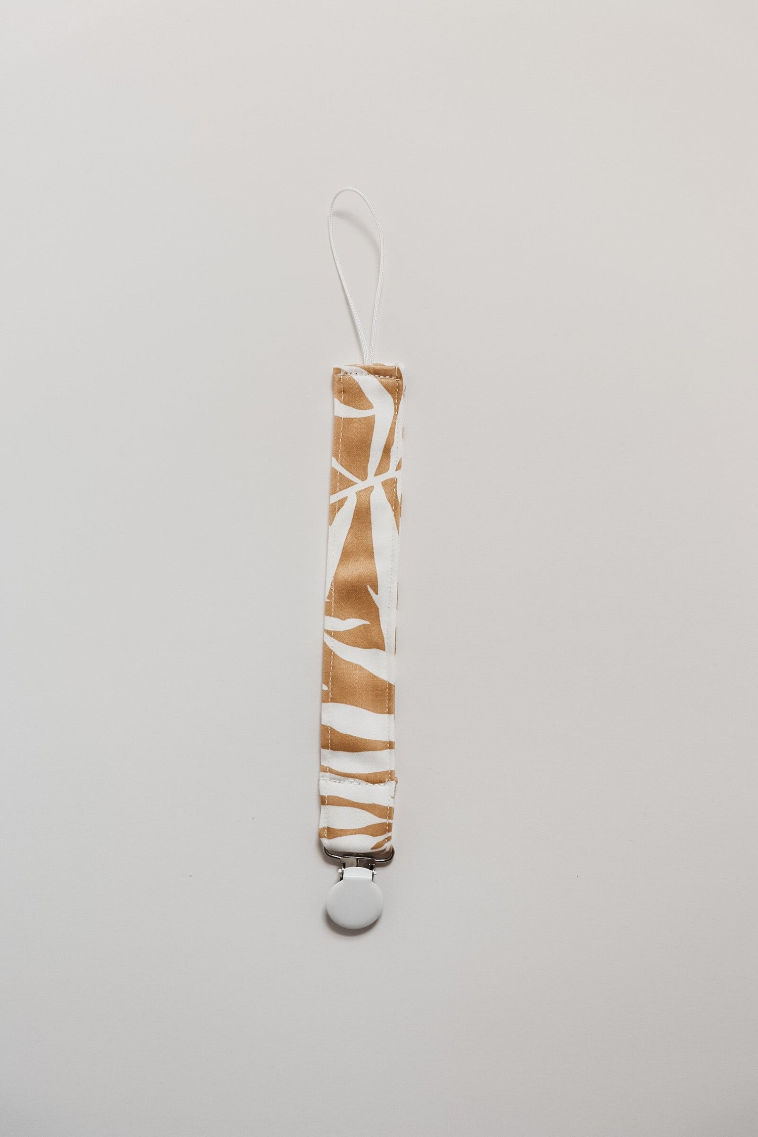 Little Mae & Co Gold Palm Pacifier ClipEveretts Place