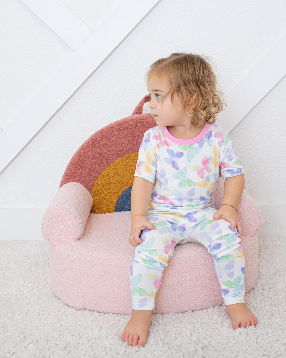 Two-piece pajama set with short sleeve top and long pants in Grace Wings print