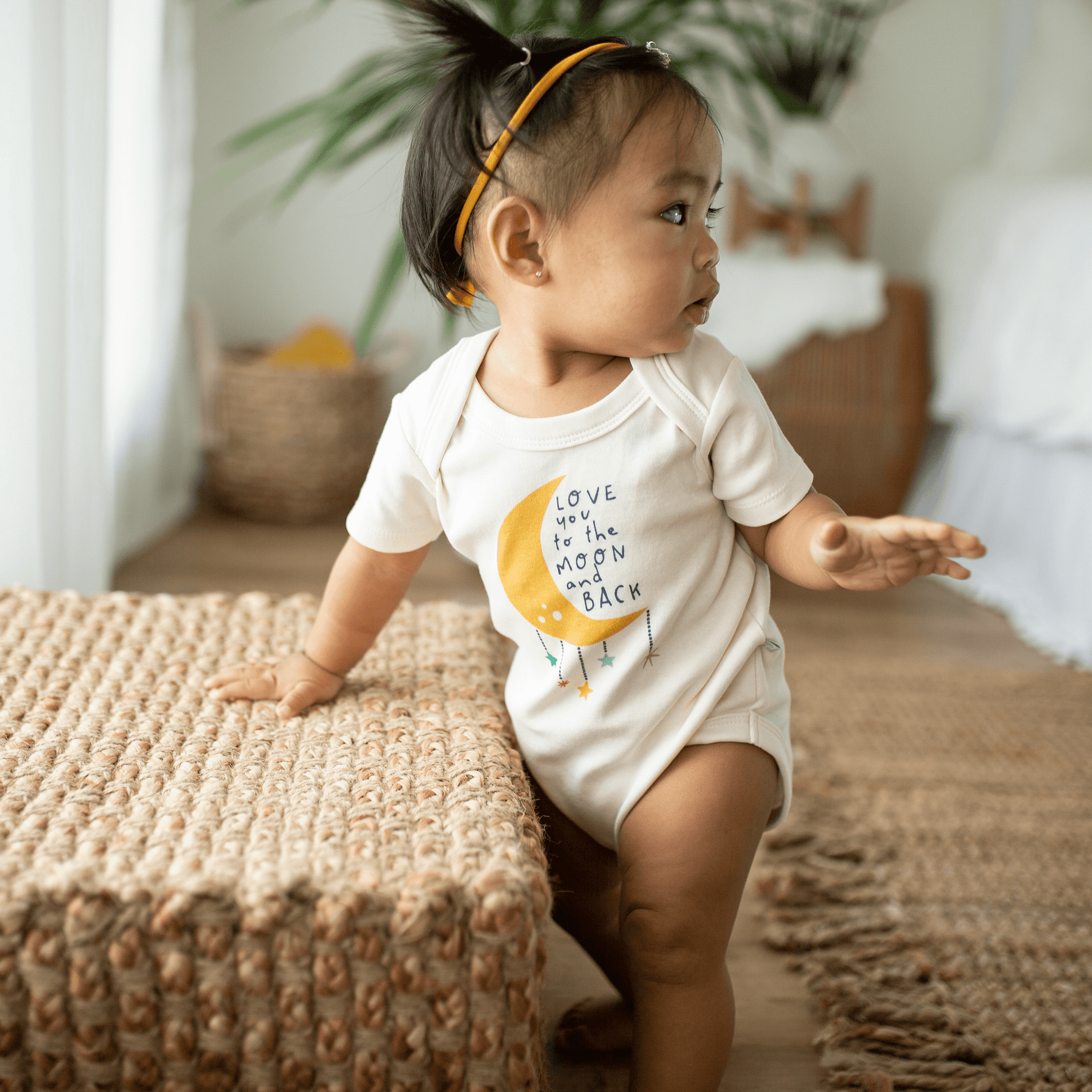 Finn + Emma graphic bodysuit | moon and back - 