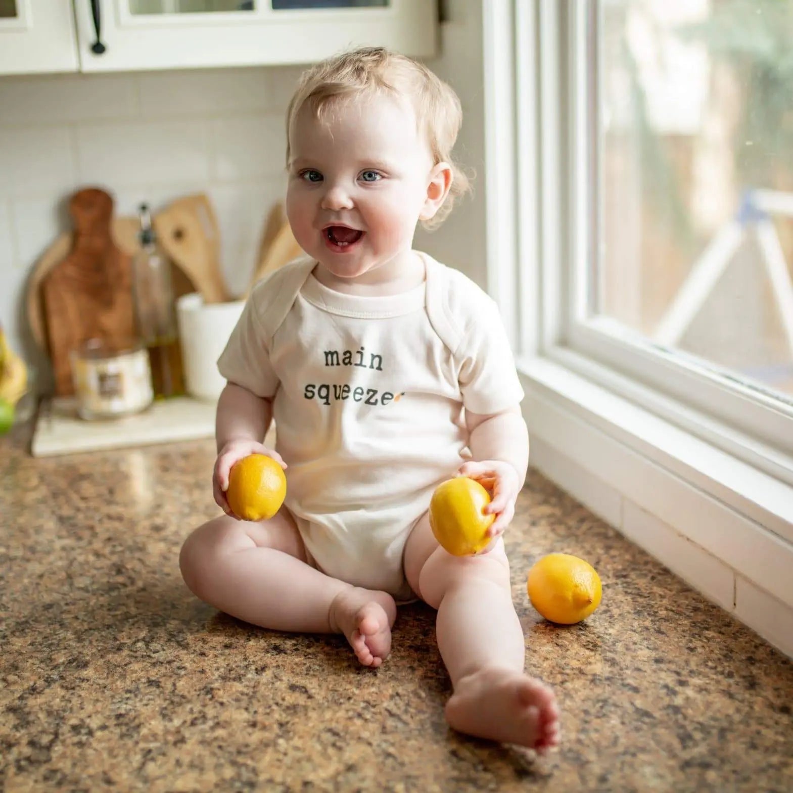 Finn And Emma Graphic Bodysuit Set 5 Pack With Free Gift Buttersoft Organic Cotton For Babies Summer Ready Finn + Emma 