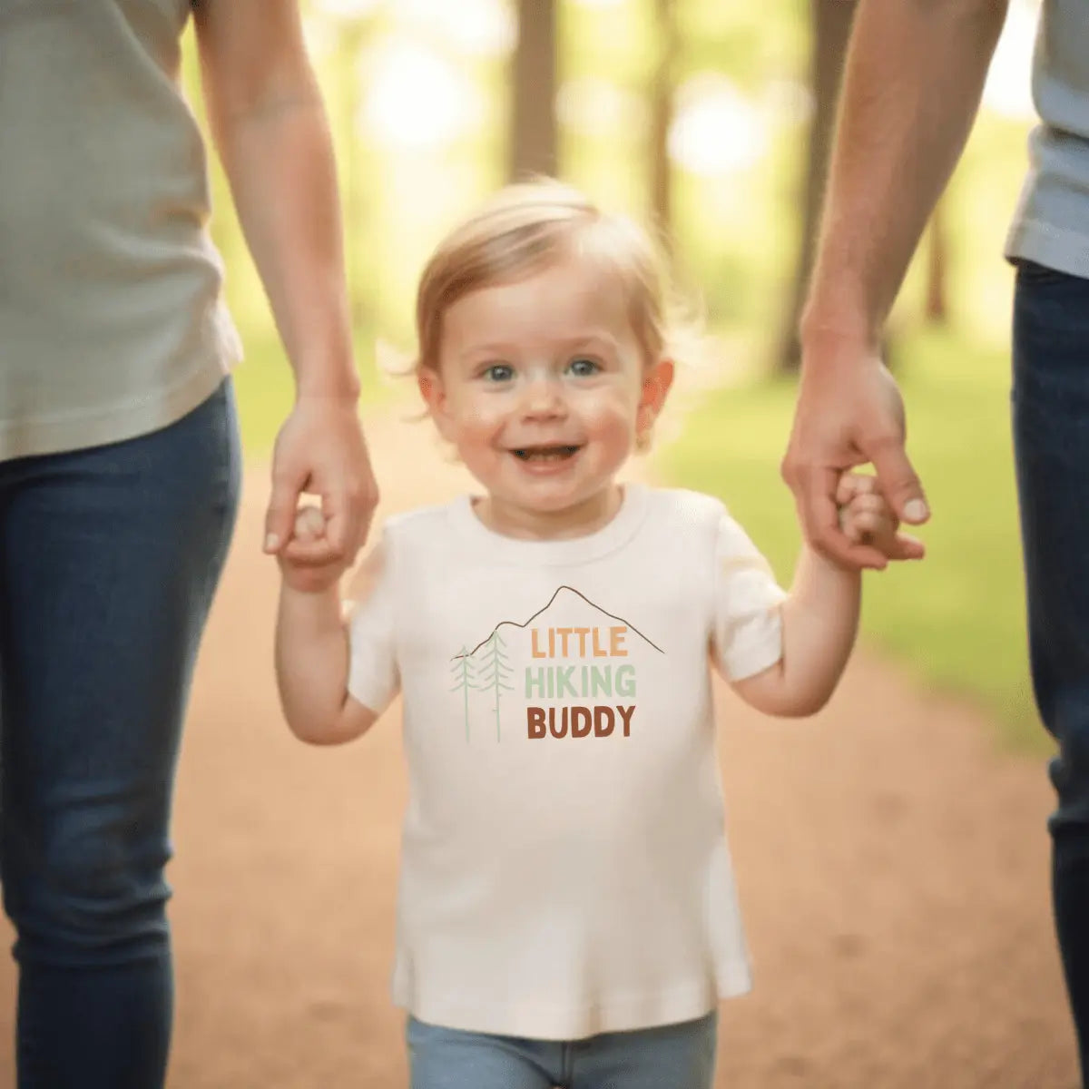 Finn + Emma graphic tee | Hiking Buddy - 