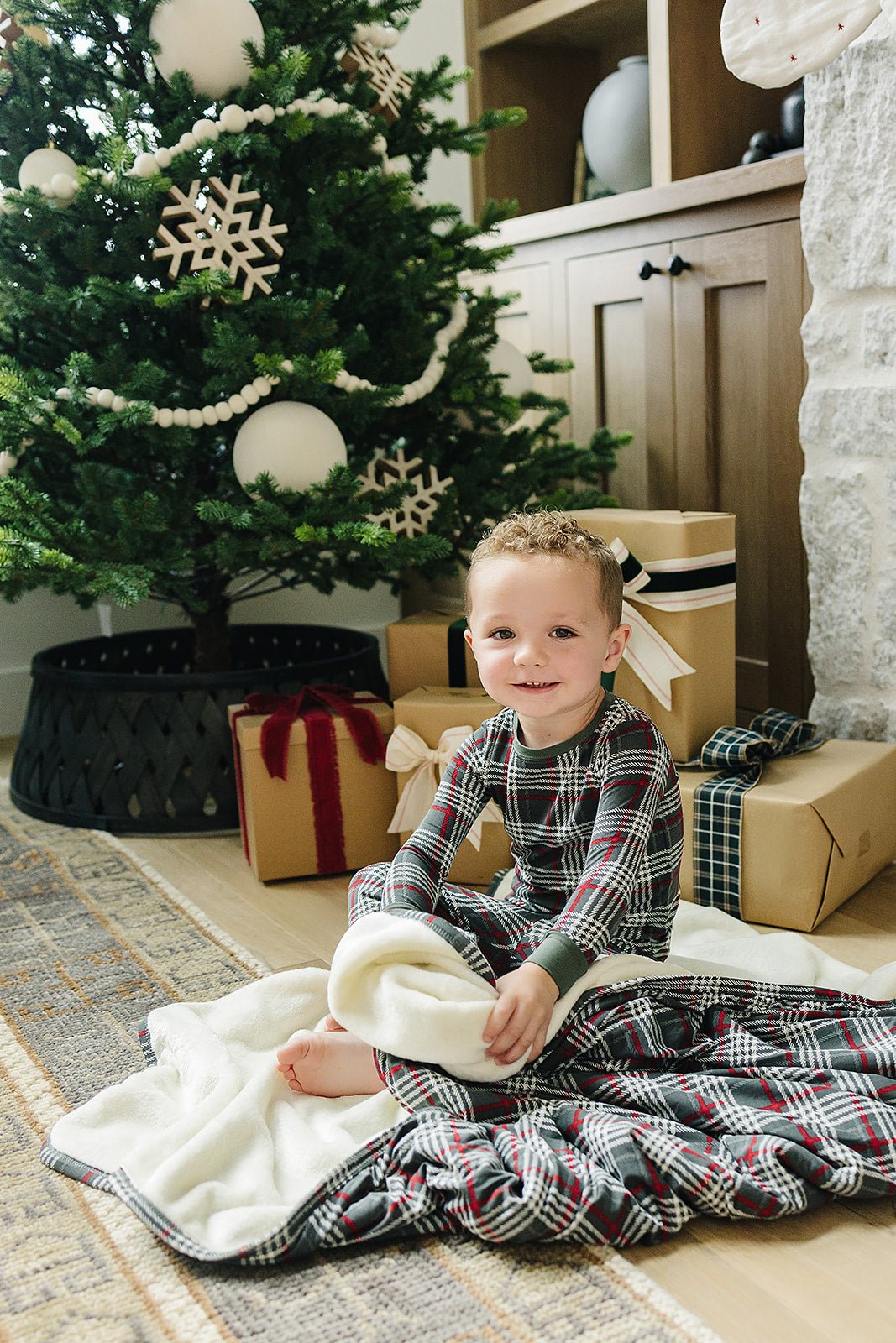 Mebie Baby Green Plaid Bamboo Cozy Set - 