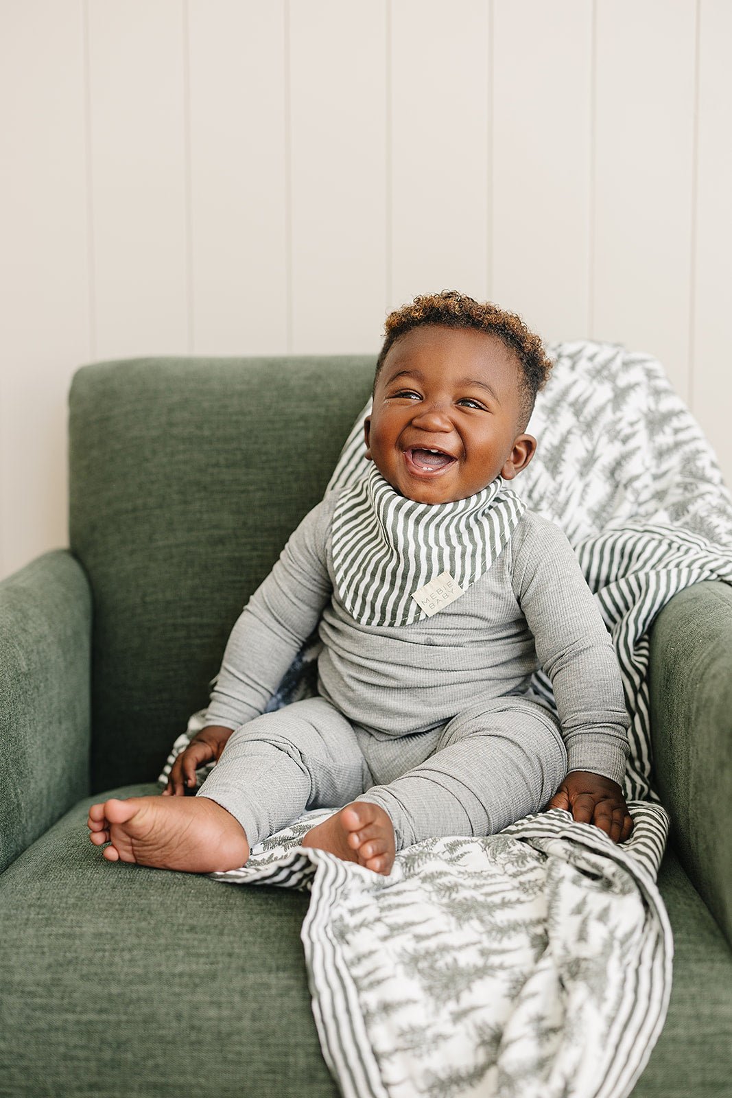 Mebie Baby Green Stripes Classic Muslin Bib - 