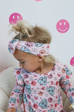 DREAM BIG LITTLE CO GROOVY & BRIGHT DREAM BOWEveretts Place