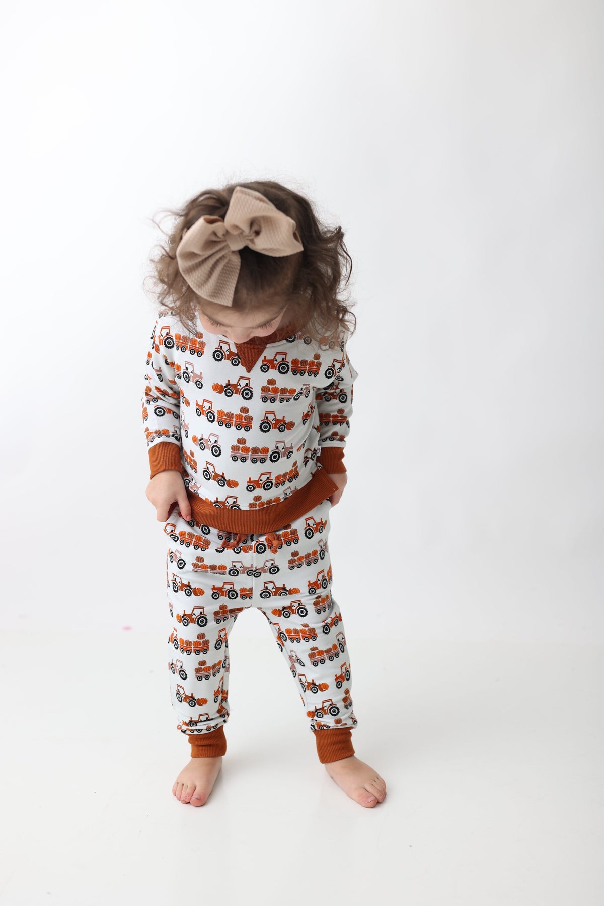 DREAM BIG LITTLE CO HAY PUMPKIN DREAM JOGGEREveretts Place