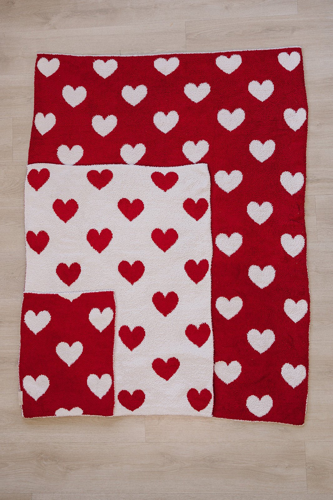 Mebie Baby Hearts Plush Blanket - 