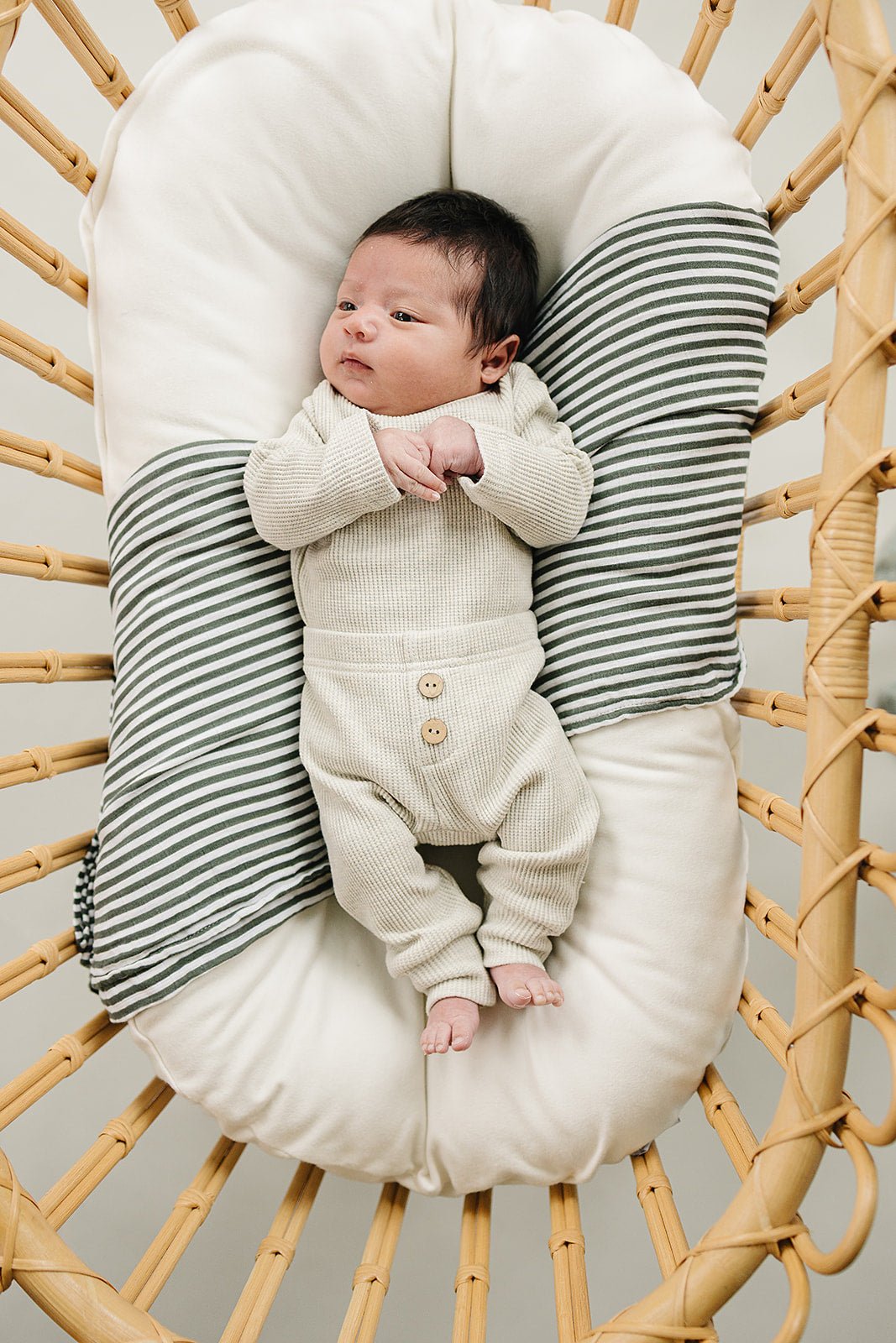 Mebie Baby Heather Grey Waffle Knit Bodysuit And Pants Set For Baby - 