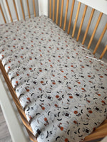 Dreamlet Howl - O - Ween Pups (Crib Sheet) - 