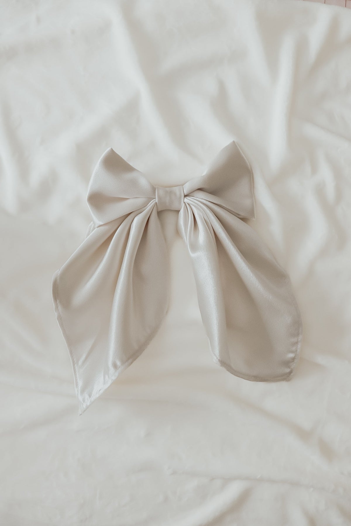 Ivorie Holiday Luxury Large Bow Clip - White, Textile, Satin, Pink, Silk | Everetts Place