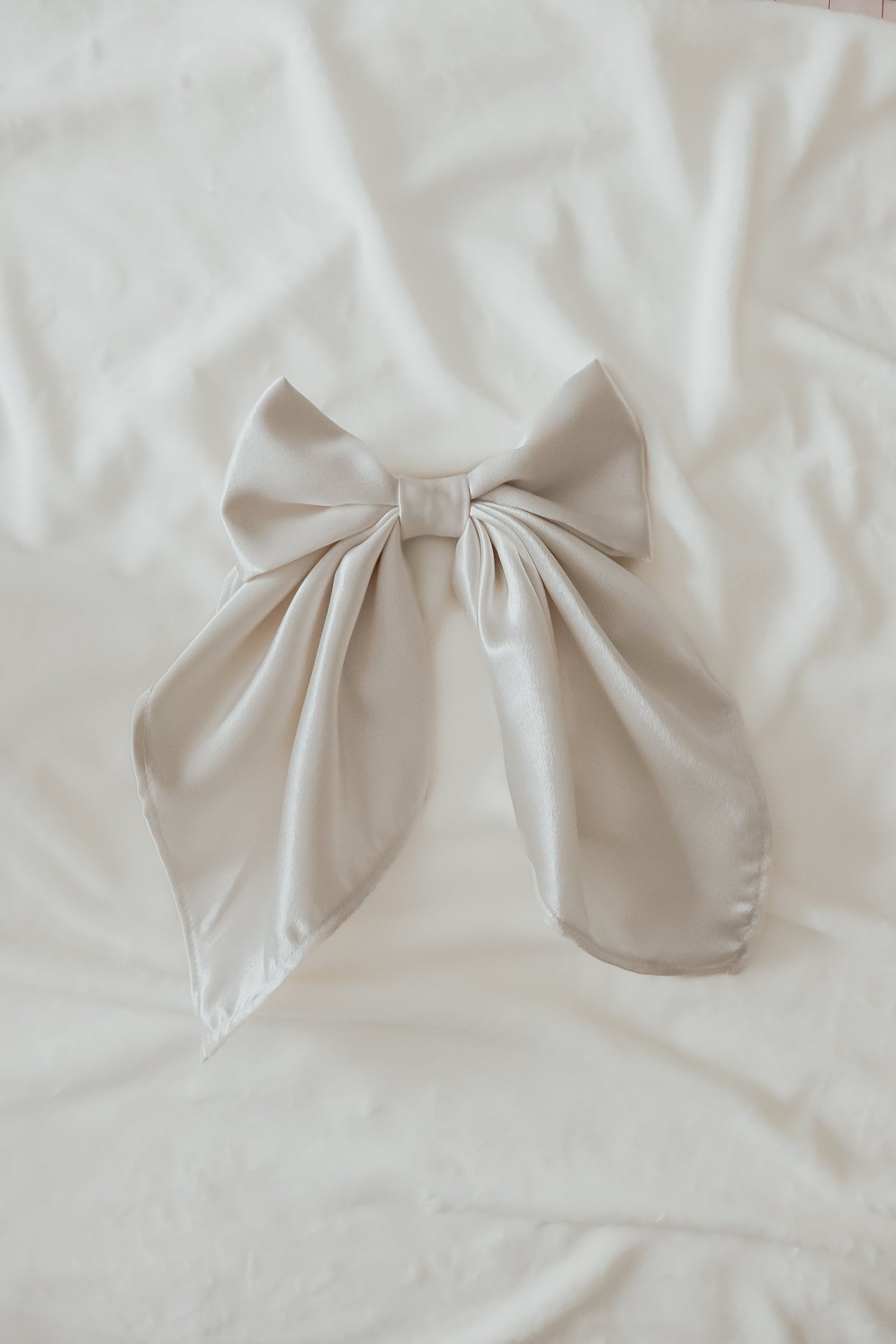 Ivorie Holiday Luxury Large Bow Clip - White, Textile, Satin, Pink, Silk | Everetts Place
