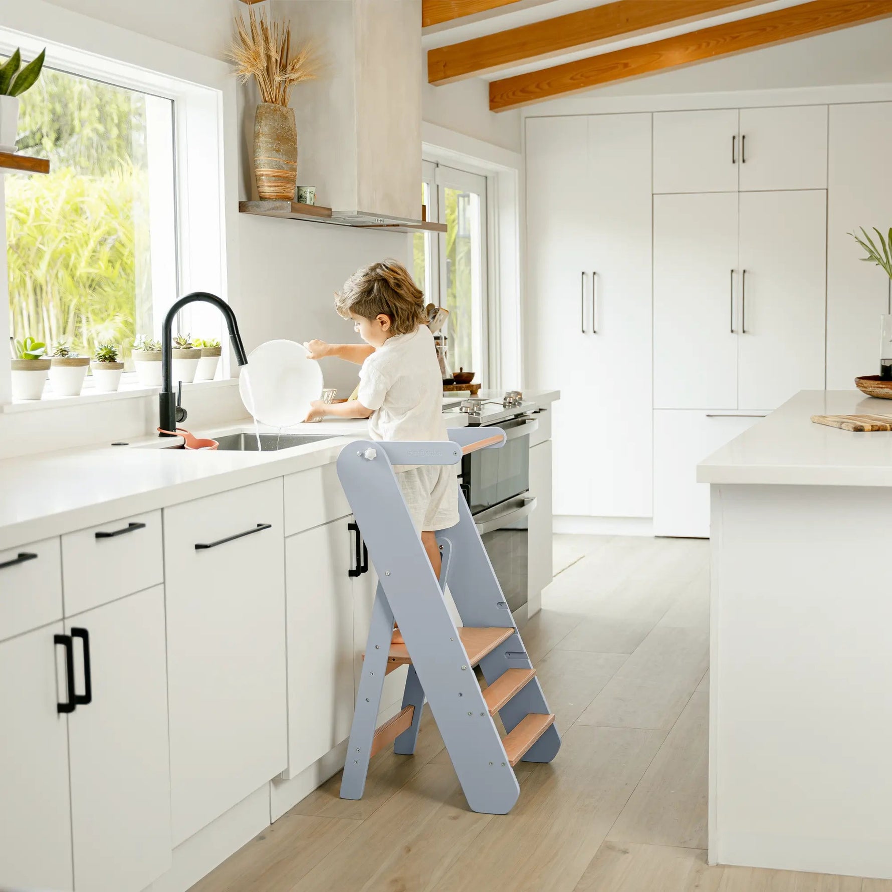 Comfy Cubs Kids Step Stool for Ages 3+ in Pacific Blue - 