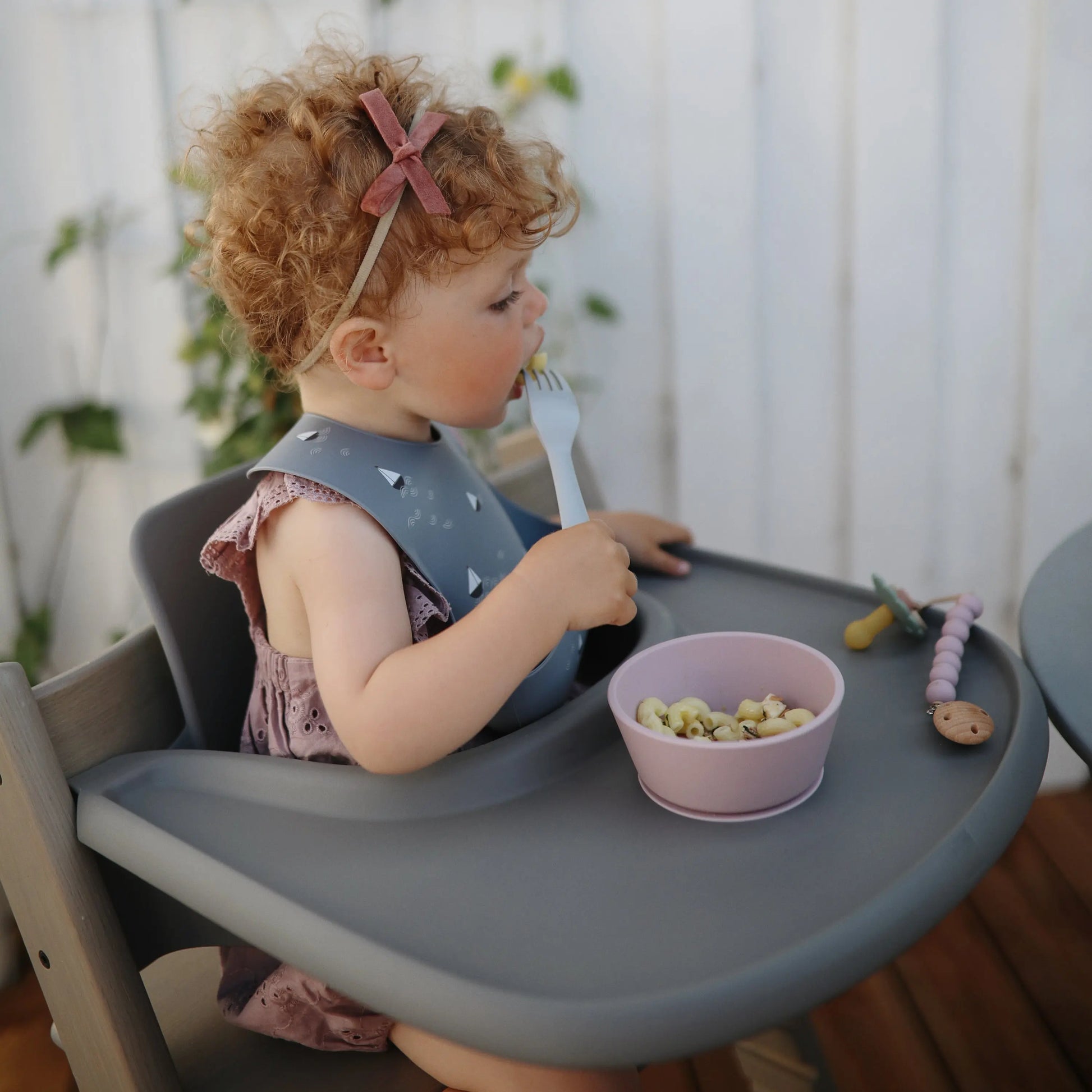 Silicone Suction Bowl for Kids Food Grade Heat Resistant Safe Feeding Mushie