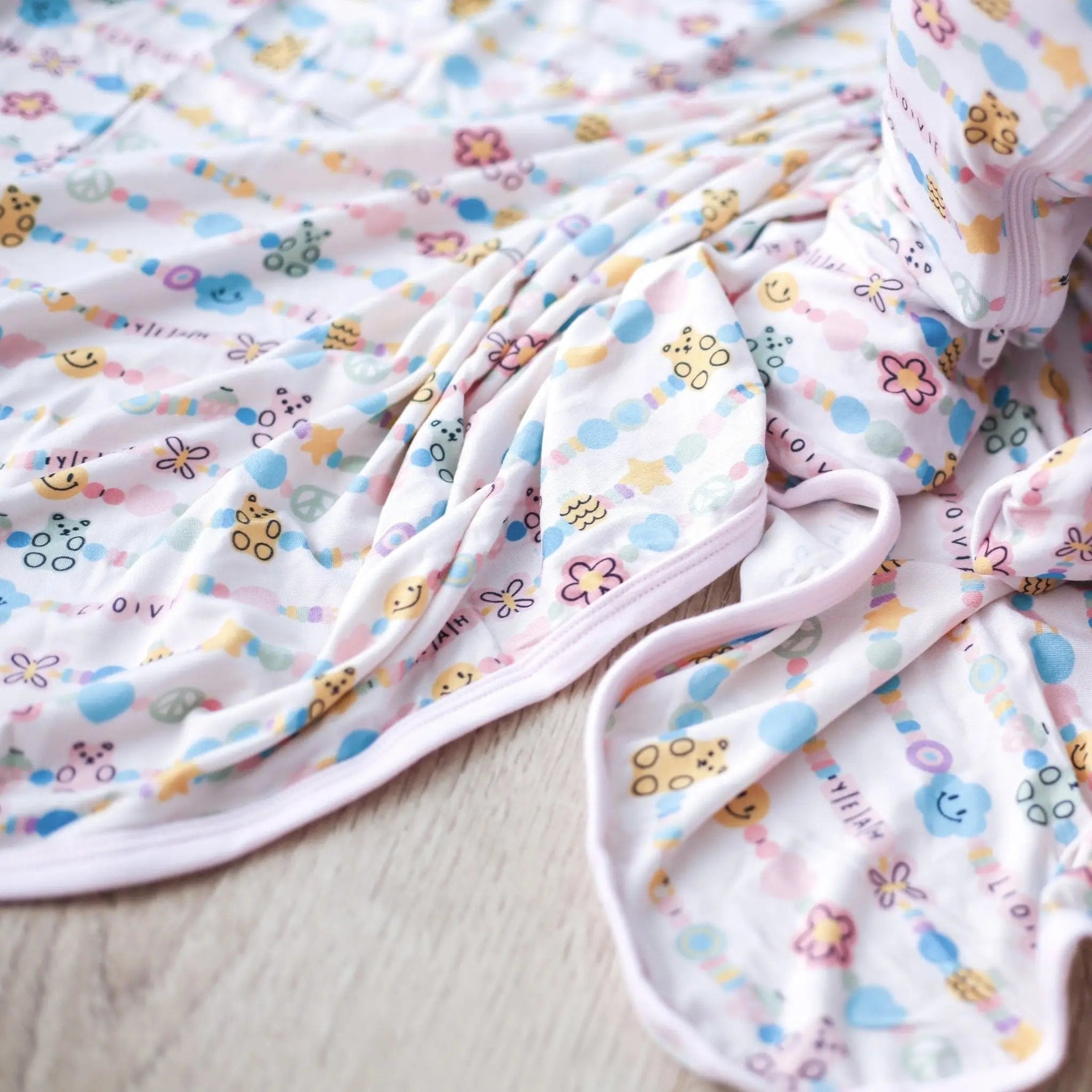 Bestaroo Let's Be Friends Swaddle - 