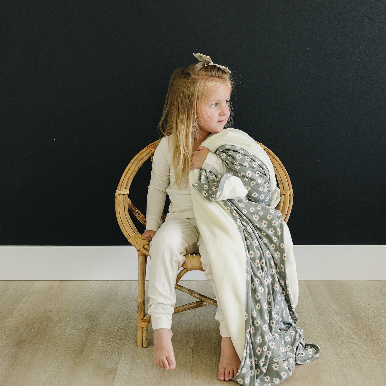 Mebie Baby Light Green Daisy Bamboo Fleece Quilt for Baby Nursery Bedding - 