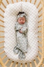 Mebie Baby Light Green Daisy Bamboo Knot Gown Made From Bamboo Rayon for Baby 0 to 3 Months - 