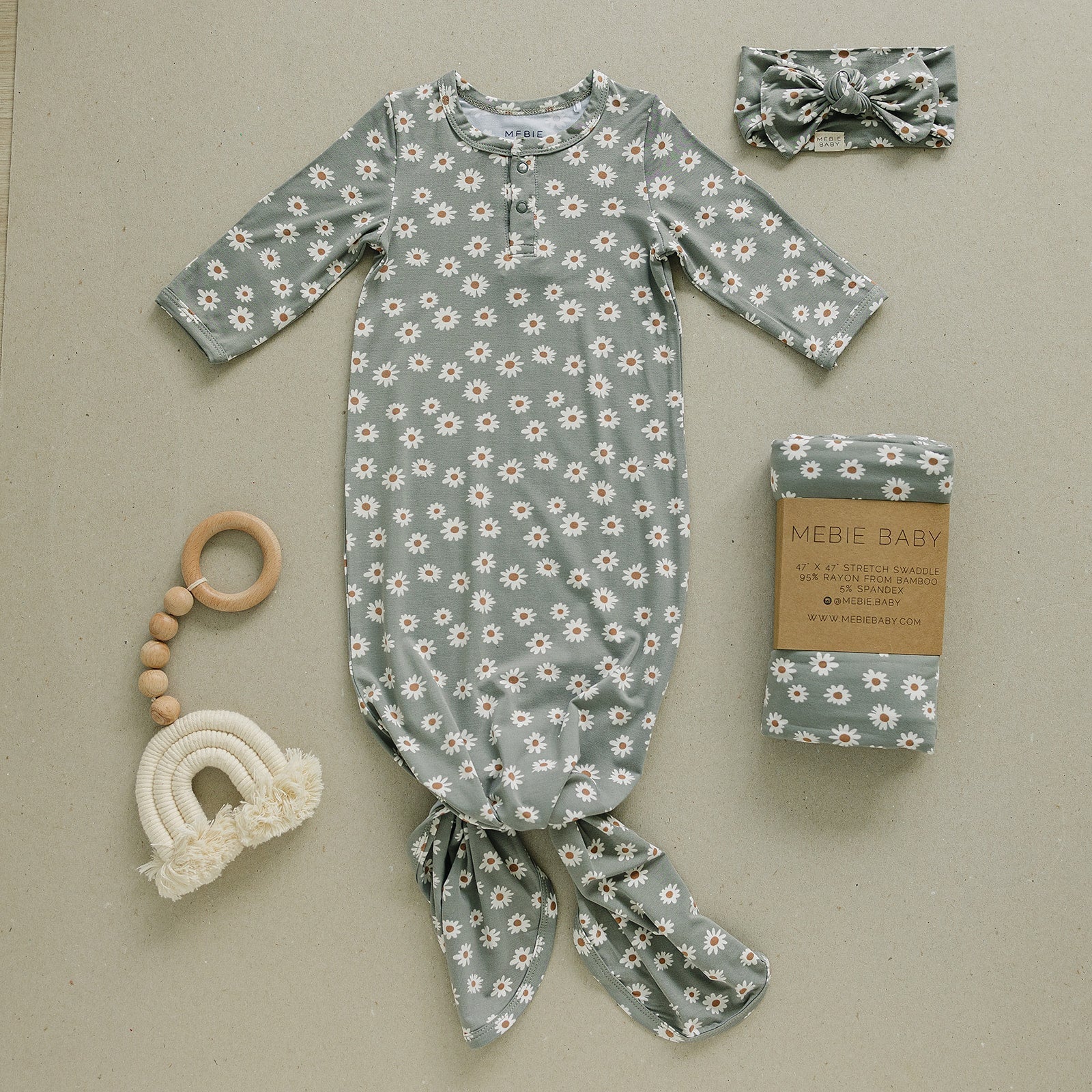 Mebie Baby Light Green Daisy Bamboo Knot Gown Made From Bamboo Rayon for Baby 0 to 3 Months - 