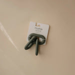 Mushie Links Teether Made from Food Grade Silicone for Sore Gums Relief and Comfort - Everetts Place Boutique - 