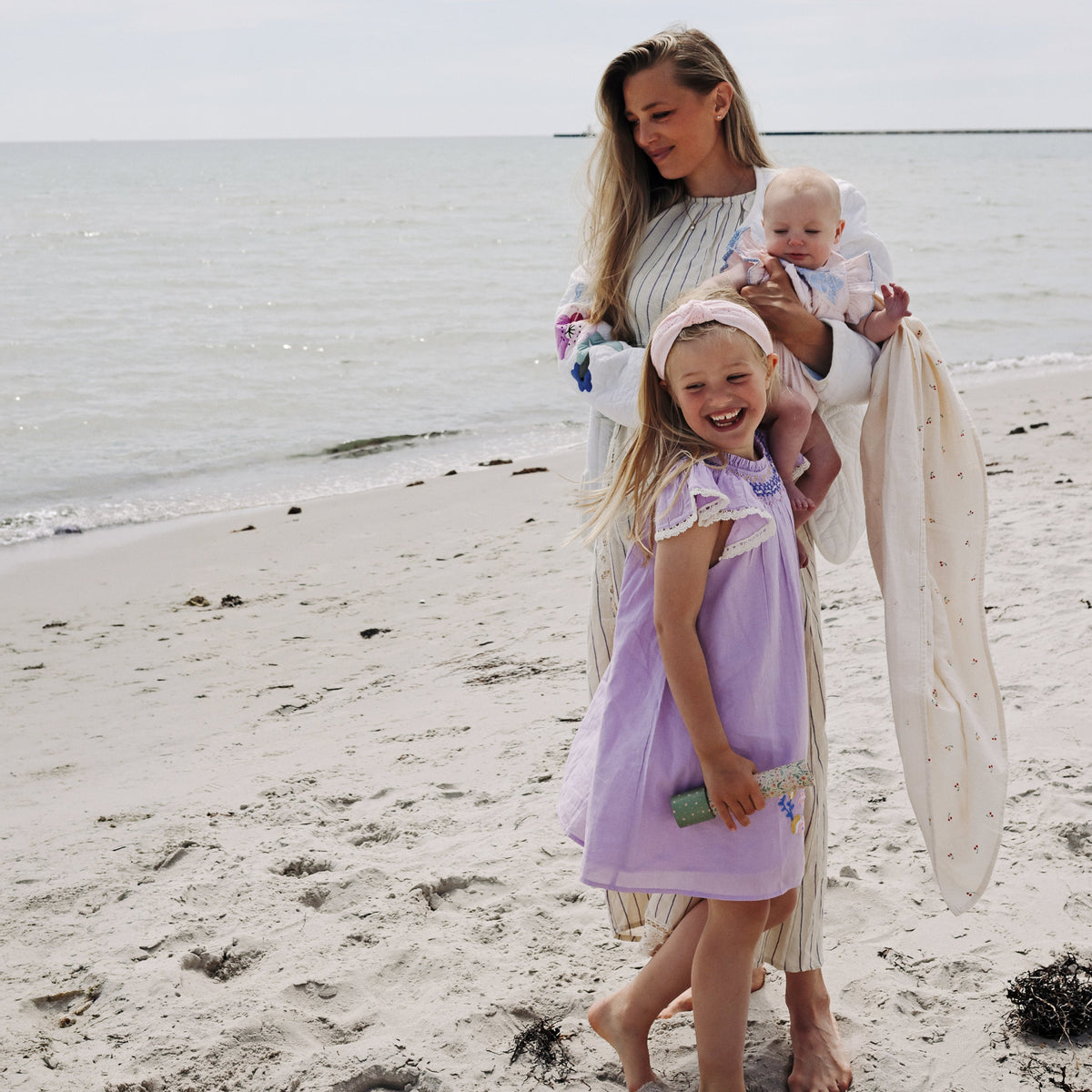 Organic Cotton Muslin Swaddle Blanket by Mushie