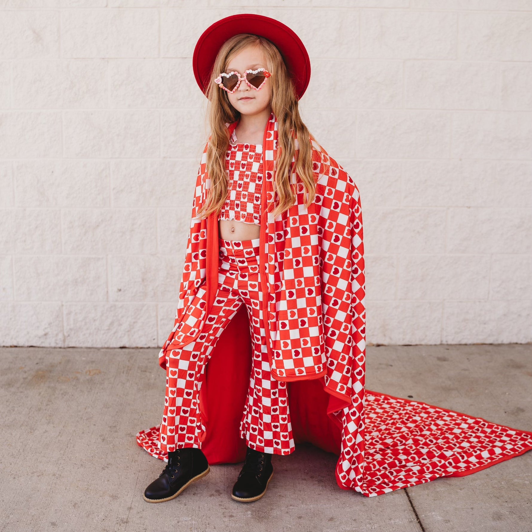 DREAM BIG LITTLE CO LOVE CHECKZZZ EXCLUSIVE DREAM SMOCKED FLARE SETEveretts Place