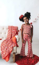 DREAM BIG LITTLE CO LOVE CHECKZZZ EXCLUSIVE DREAM SMOCKED FLARE SETEveretts Place