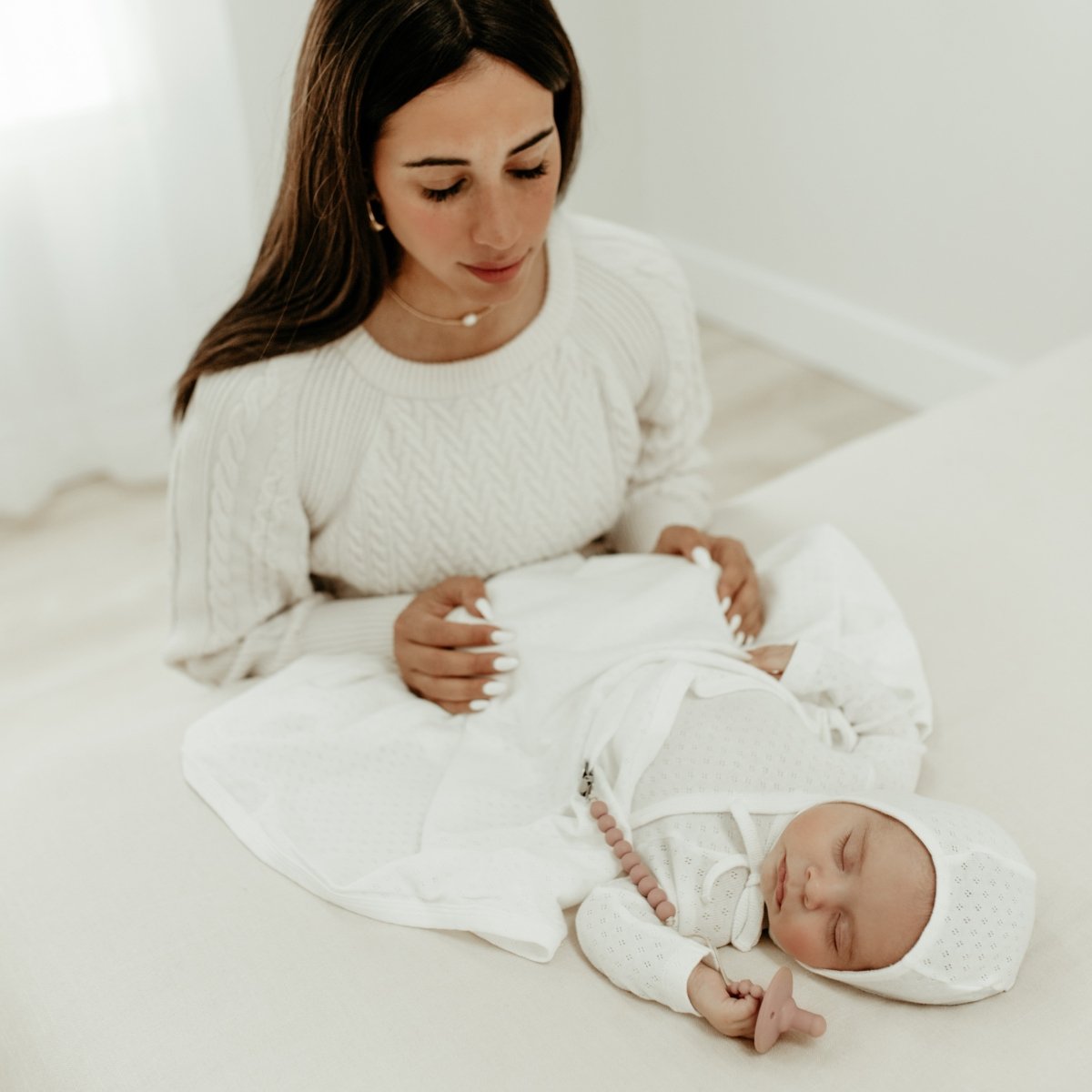 Bleu La La Lulababe Premium Beaded Pacifier Clip CPSIA Tested Safety Compliant - Everetts Place Boutique - 