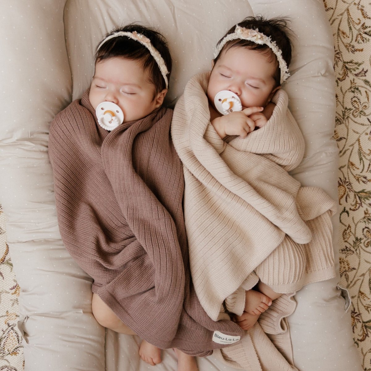 Bleu La La Luladream Premium Pacifier Set with Teething Handle for Baby Comfort and Style - Everetts Place Boutique - 