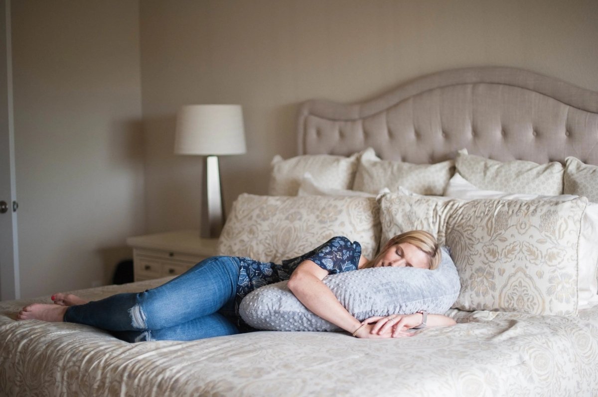 Luna Lullaby Luna Lullaby Nursing Pillow Grey Dot For Baby Comfort - Everetts Place Boutique - 