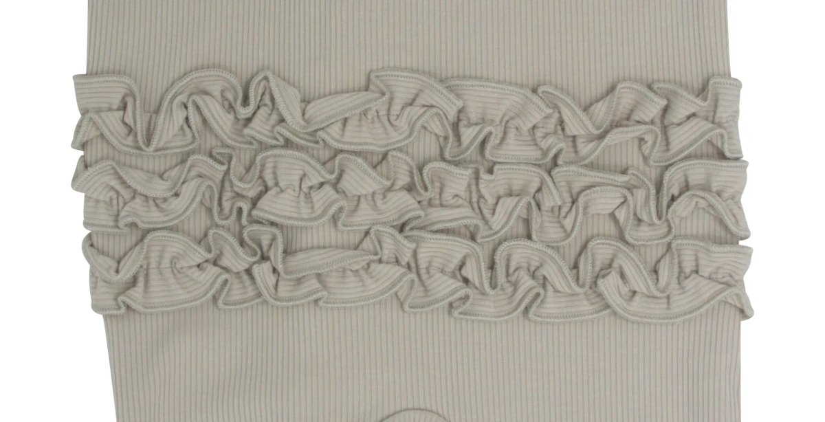 Sweet Bamboo Luxurious Ruffle Footie with 2 Way Zipper for Comfortable Babies - 