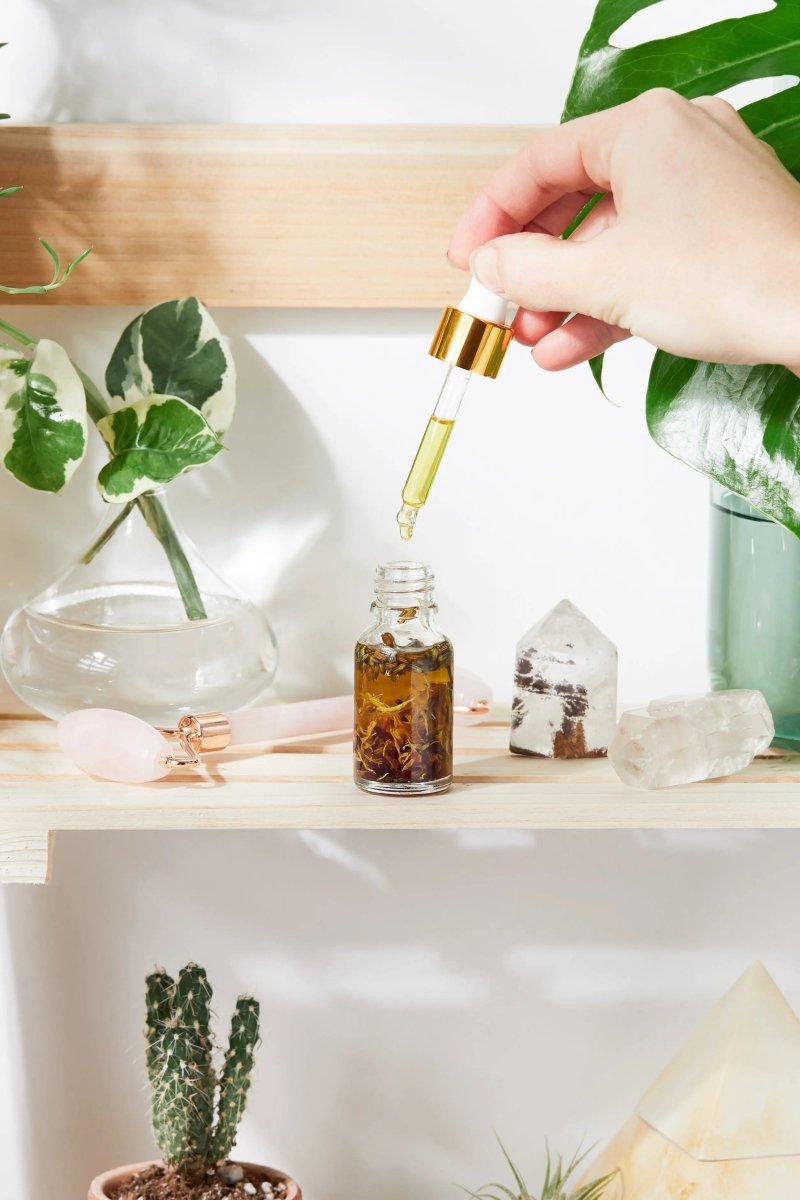 Luxury Herbal Anti Aging Youth Serum with Lavender for All Skin Types - Everetts Place