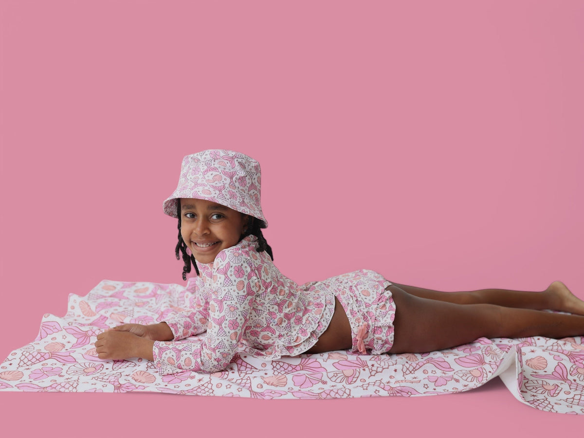 DREAM BIG LITTLE CO MAGICAL MERMAID DREAM TWO - PIECE RASH GUARD RUFFLE SWIM SUITEveretts Place