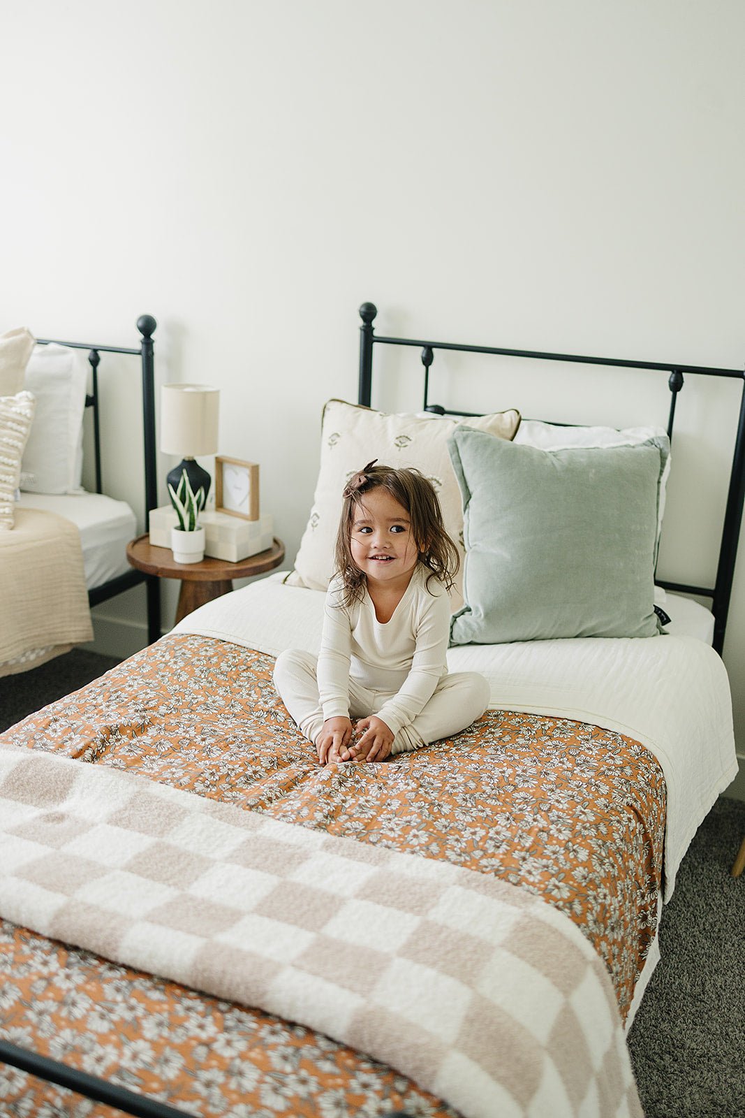Mebie Baby Magnolia Floral Twin Muslin Quilt - 