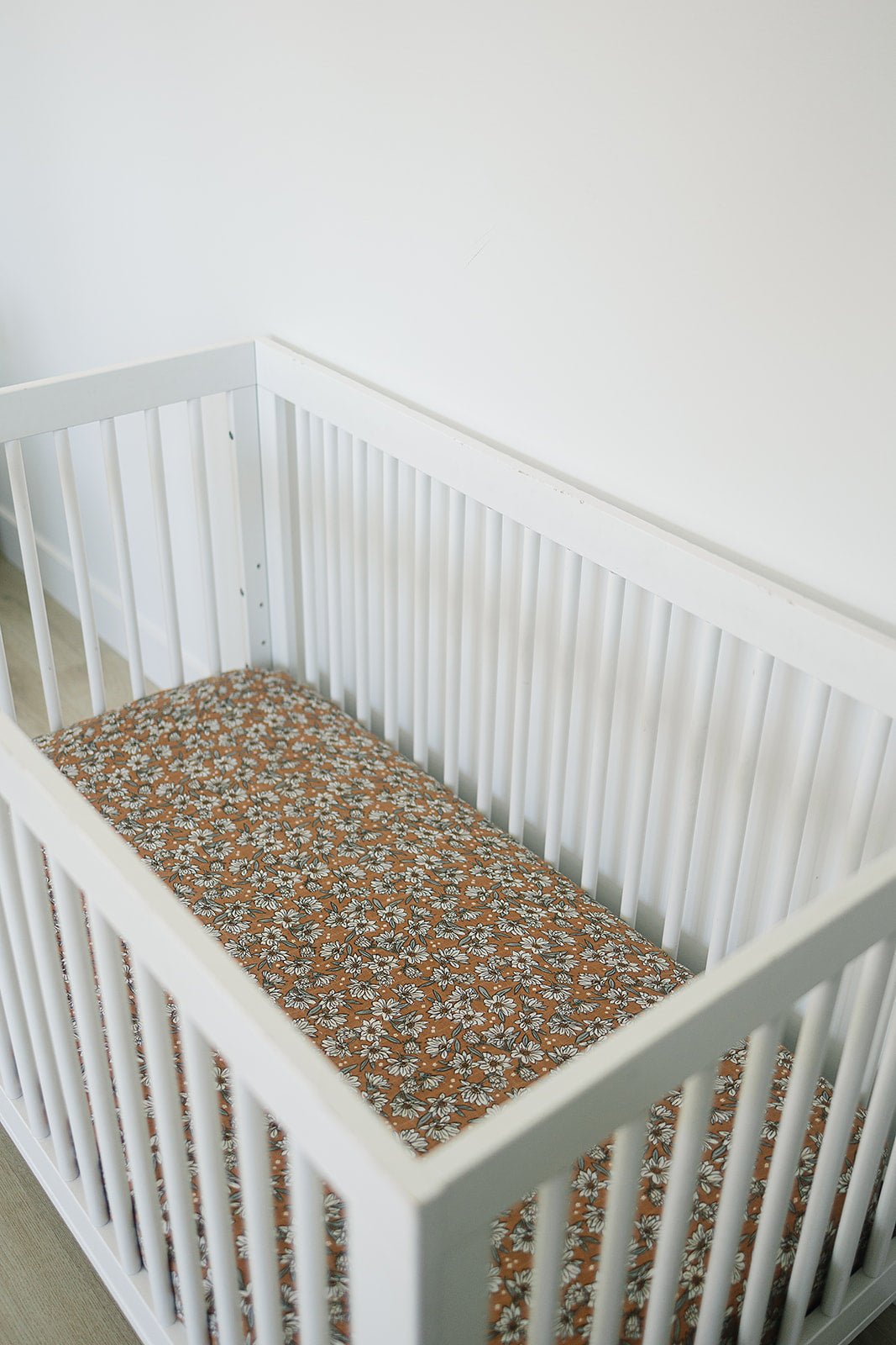 Mebie Baby Magnolia Muslin Crib Sheet - 