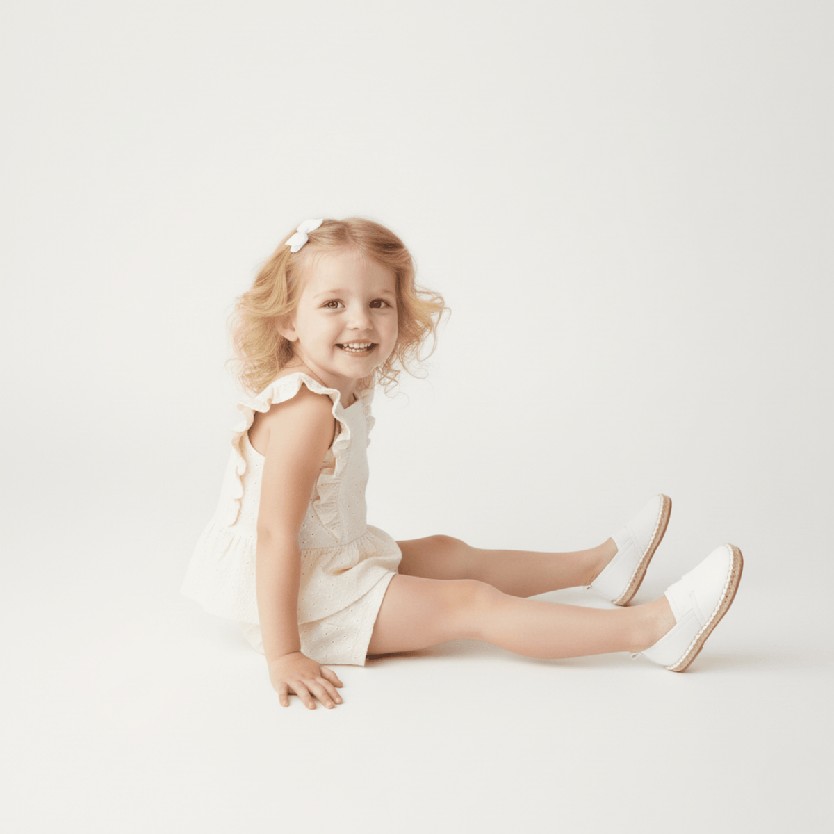 Makemake Organics Makemake Organics Organic Cotton Eyelet Top And Shorts Set For Babies Flutter Silhouette