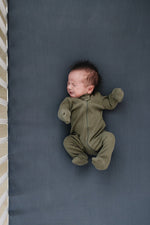 Mebie Baby Mebie Baby Charcoal Bamboo Stretch Crib Sheet Soft Easy Care - 