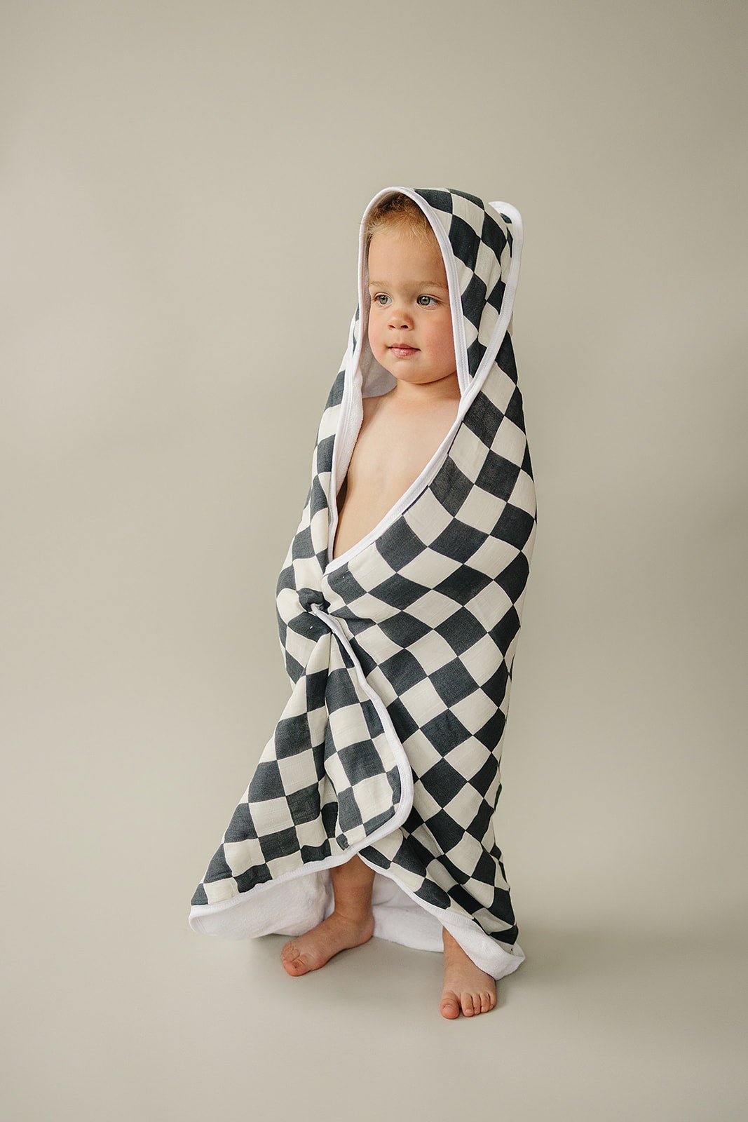 Mebie Baby Mebie Baby Charcoal Checkered Muslin Hooded Towel For Babies And Toddlers - 