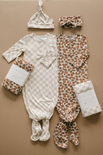 Mebie Baby Mebie Baby Cream Magnolia Bamboo Knot Gown Bamboo Rayon 0 To 3 Months - 