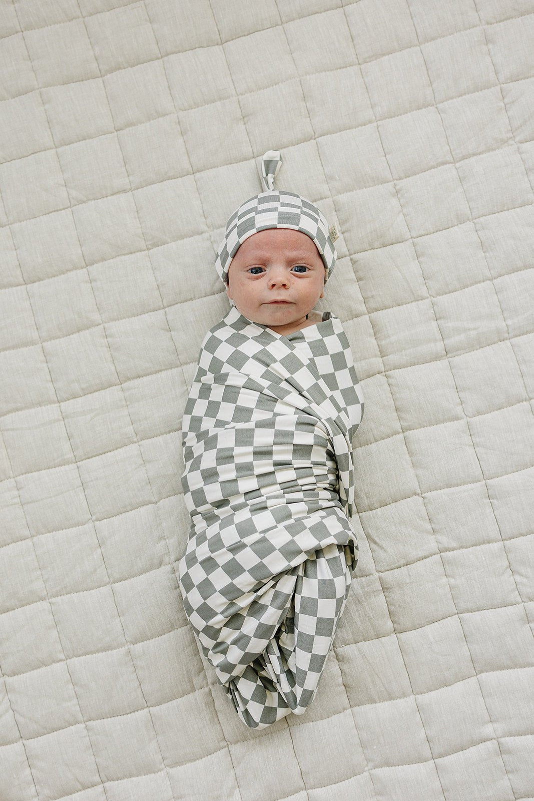 Mebie Baby Mebie Baby Light Green Checkered Bamboo Stretch Swaddle - 