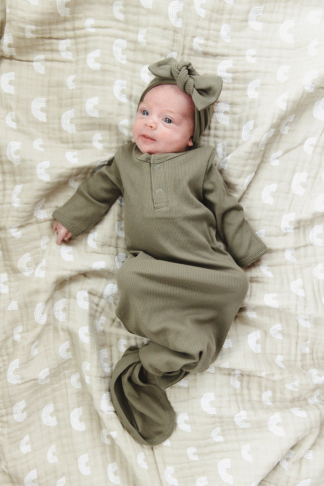 Mebie Baby Mebie Baby Organic Knot Gown Newborn Winter Green Ribbed Cotton - 