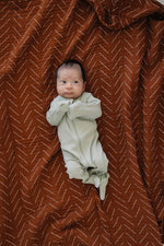 Mebie Baby Mebie Baby Sage Organic Cotton Ribbed Zippered Footed Pajamas With Dual Zippers - 