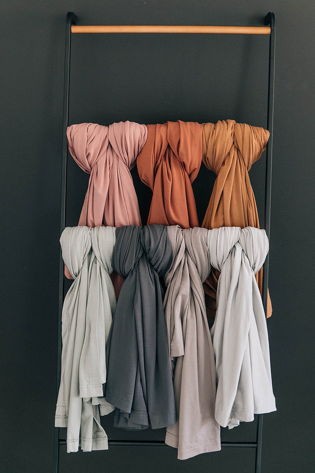 Mebie Baby Mebie Baby Stone Bamboo Stretch Swaddle Blanket Gender Neutral - 