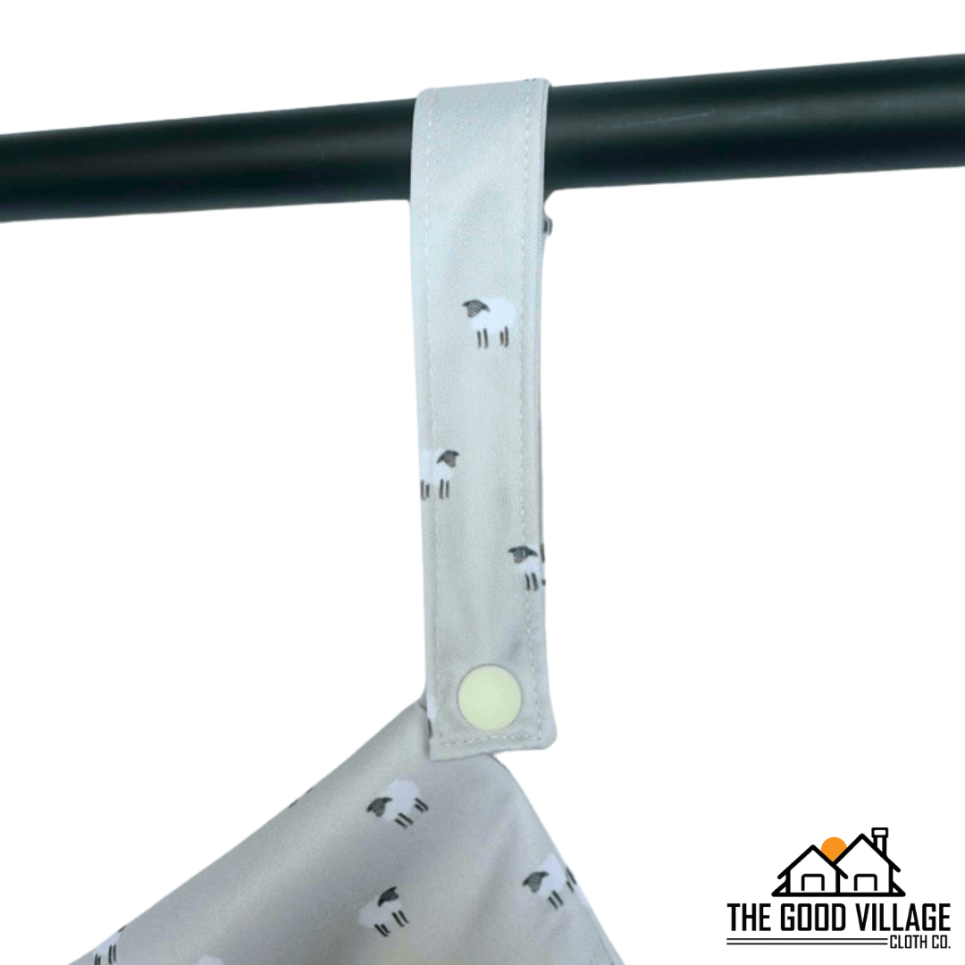 The Good Village Cloth Co. Medium Wetbag | Sheep Tofu - 